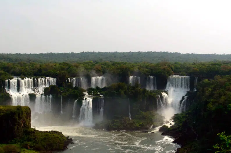 Passeio de Barco nas Cataratas do Iguaçu